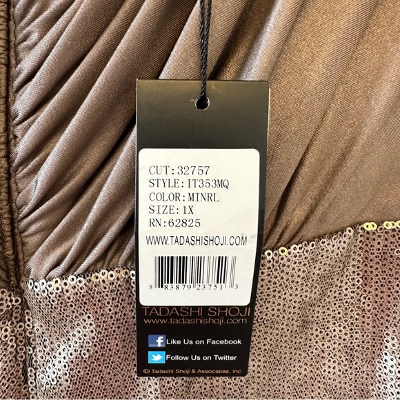 Tadashi Shoji Plus Size Cocktail/Evening Dress in Taupe - Picture 7 of 10